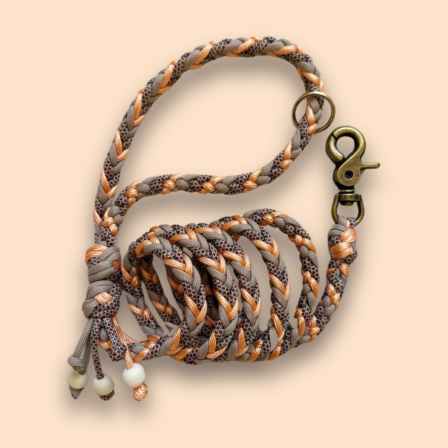 Guinzaglio per cani artigianale in paracord