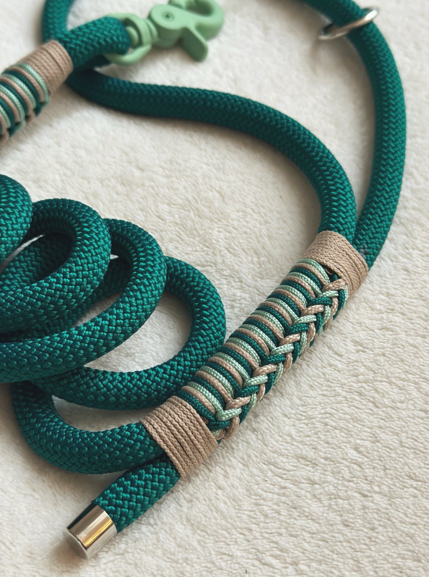 Guinzaglio in corda resistente in nylon per cani di tutte le taglie