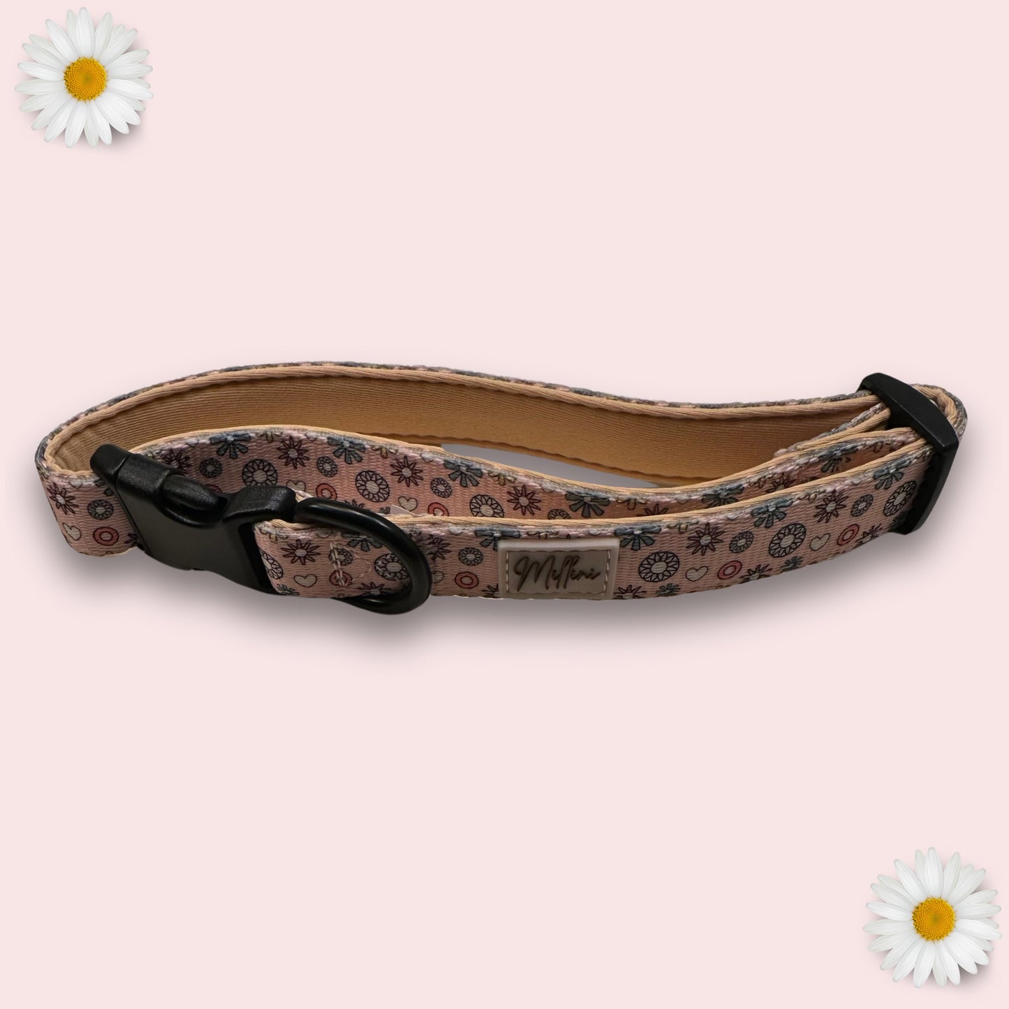 collare per cani rosa con fiori