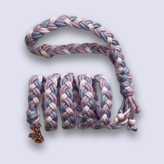 guinzaglio artigianale in paracord rosa