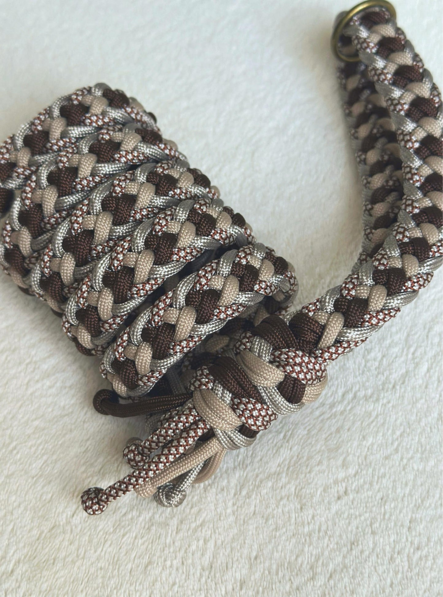 Guinzaglio per cani marrone e beige