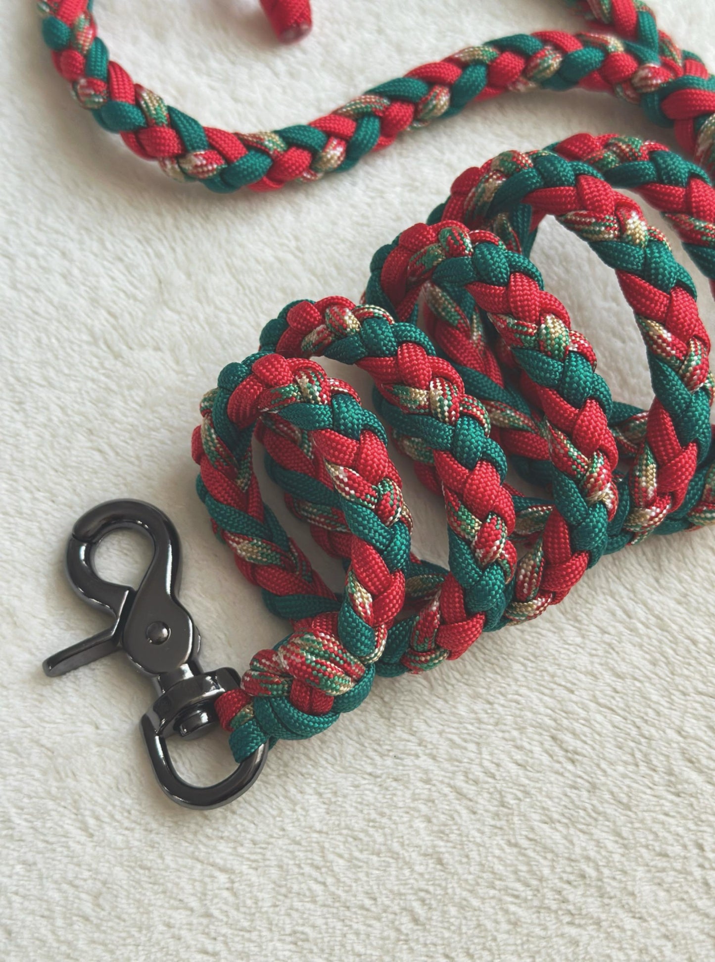 Guinzaglio per cani in paracord