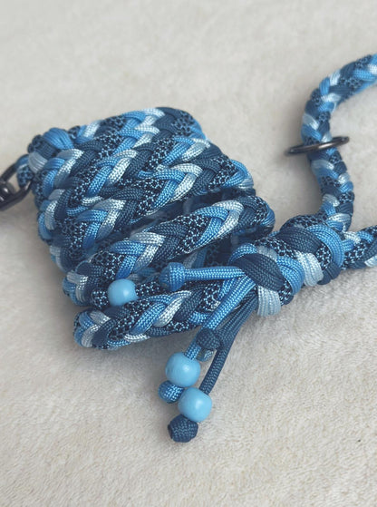 Guinzaglio in paracord azzurro