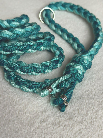 Guinzaglio artigianale in paracord